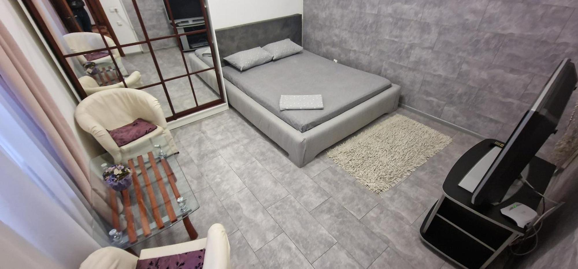 Apartment біля оперного театру *