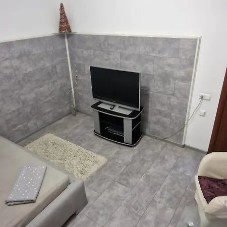 Біля Оперного Театру Apartment Lviv Exterior photo